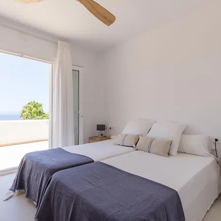 Con Encanto Y Vistas Al Mar En *